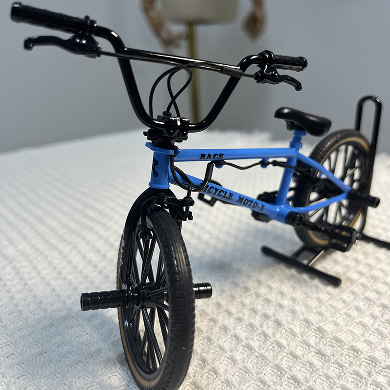 Mountain Biking Gifts - 1:8 Model Mini sepeda paduan dengan