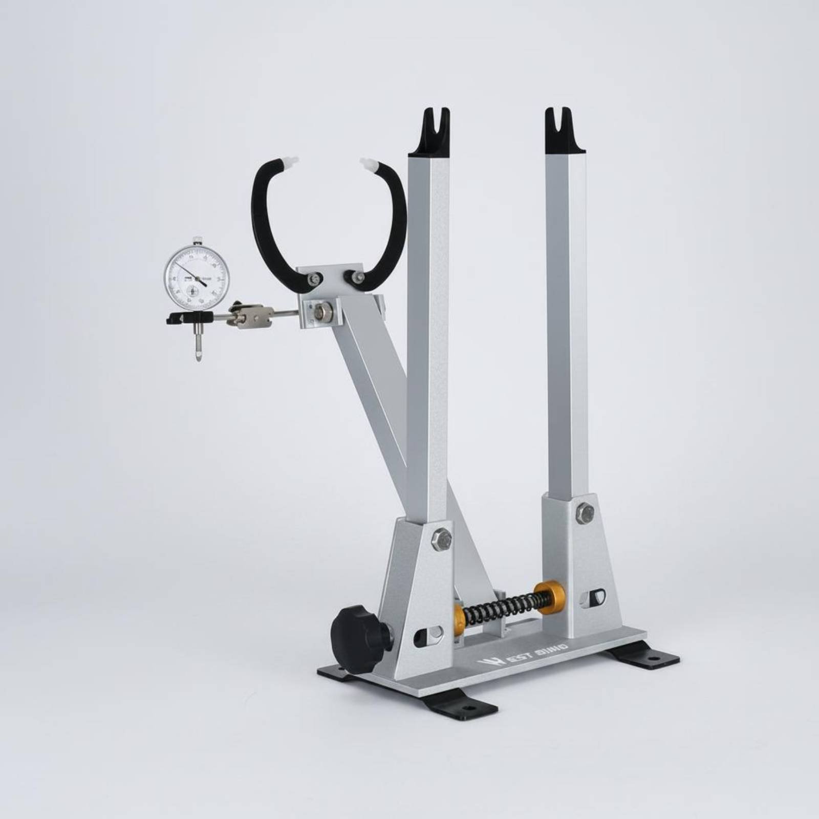 Stand Penyelarasan Roda Sepeda - Mountain Biking Gear ulasan dan harga
